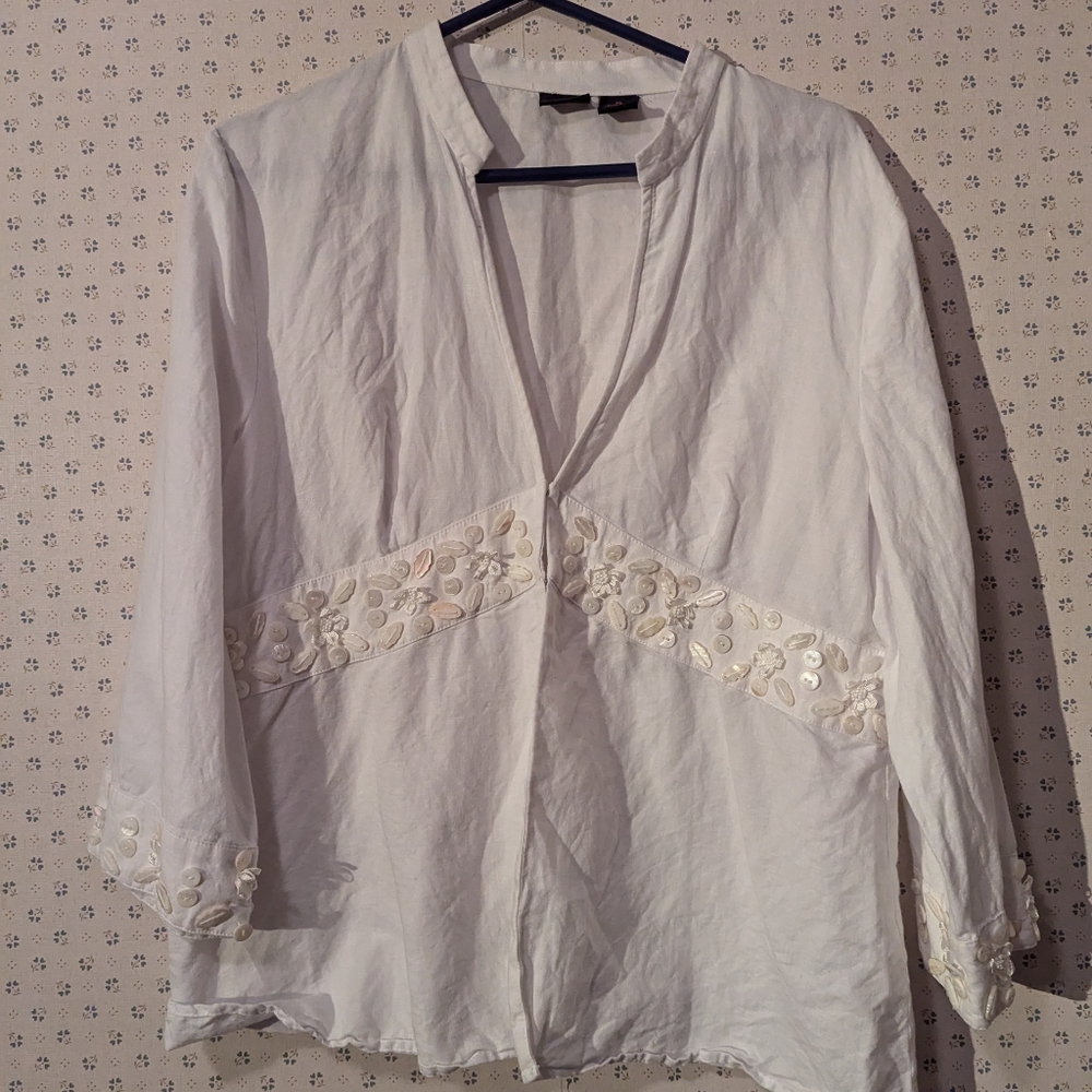 🤍 Willi Smith XL Top Linen Embroidered Shells Summer Vacation Cover Up